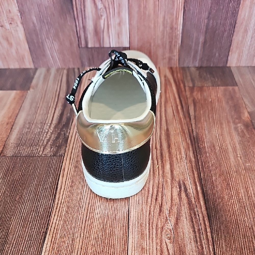 Vintage Havana Black and White Sneakers with Gold Highlights - Picture 5 of 10